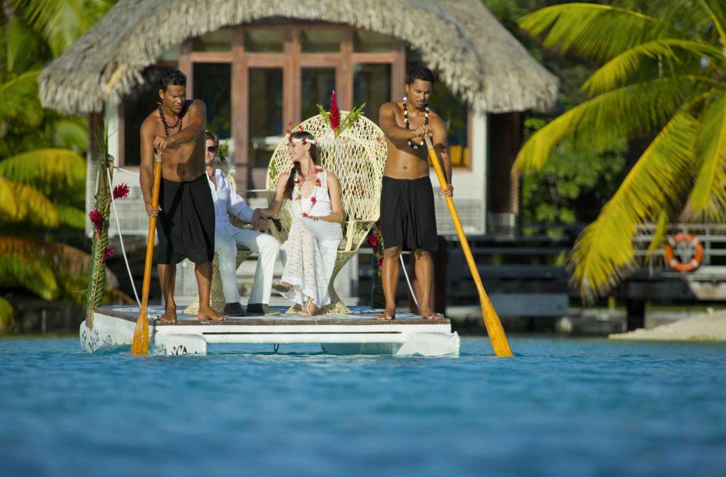 Traditional wedding in Bora Bora © Tahiti Tourisme