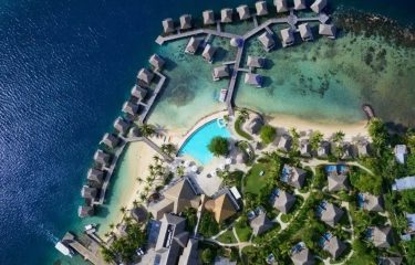 Three Island Love Affair with Airfare