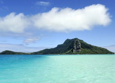 Polynesian Guesthouse Escape