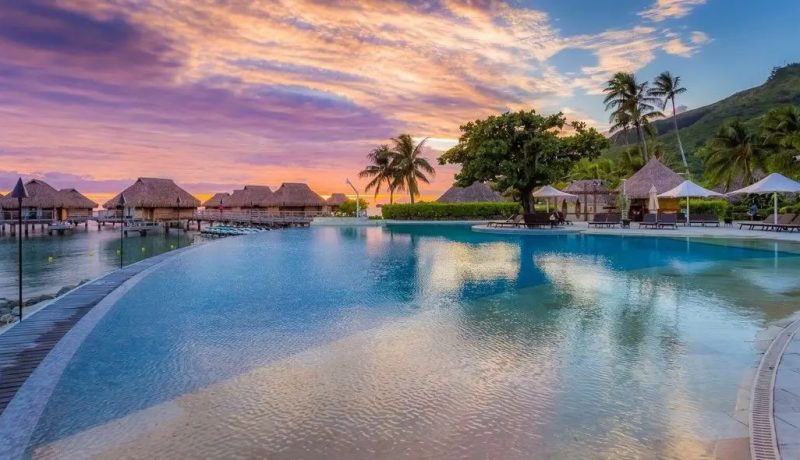 Magical Tahiti and Moorea Escape with Airfare