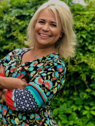 Contact a certified travel agent Tahiti specialist