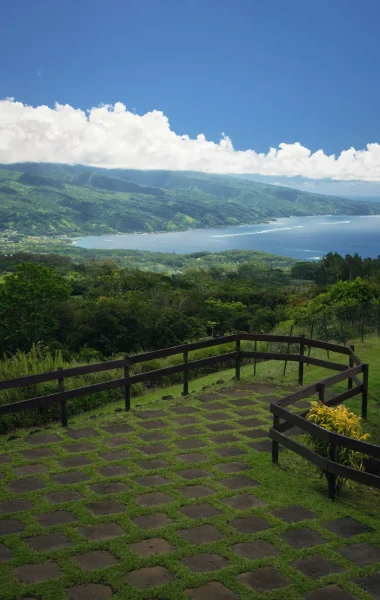 Belvedere Taravao portrait - Tahiti Tourisme © Kristiyan Markov