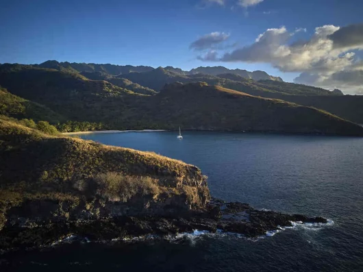 Tahuata's Hanamoenoa beach © Bertrand Duquenne