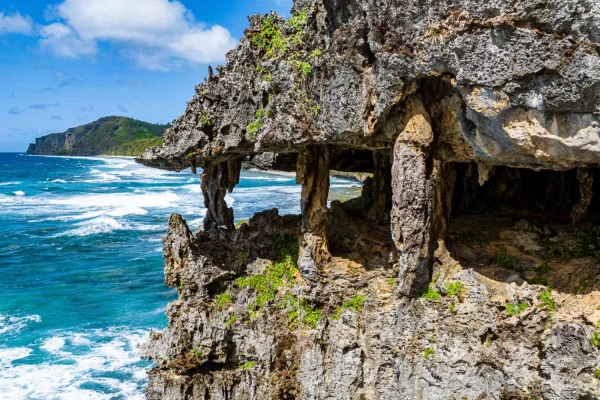 Grotte Taupe'e à Rurutu © Michael Runkel