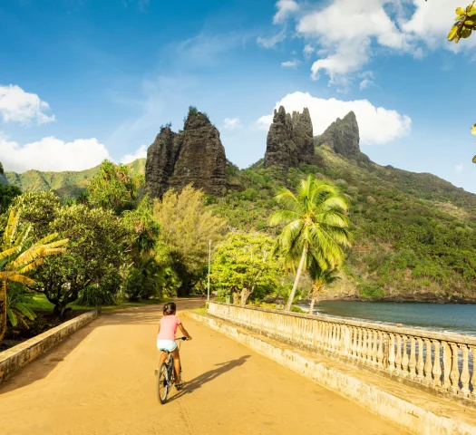 Tahitian and French Polynesian Culture