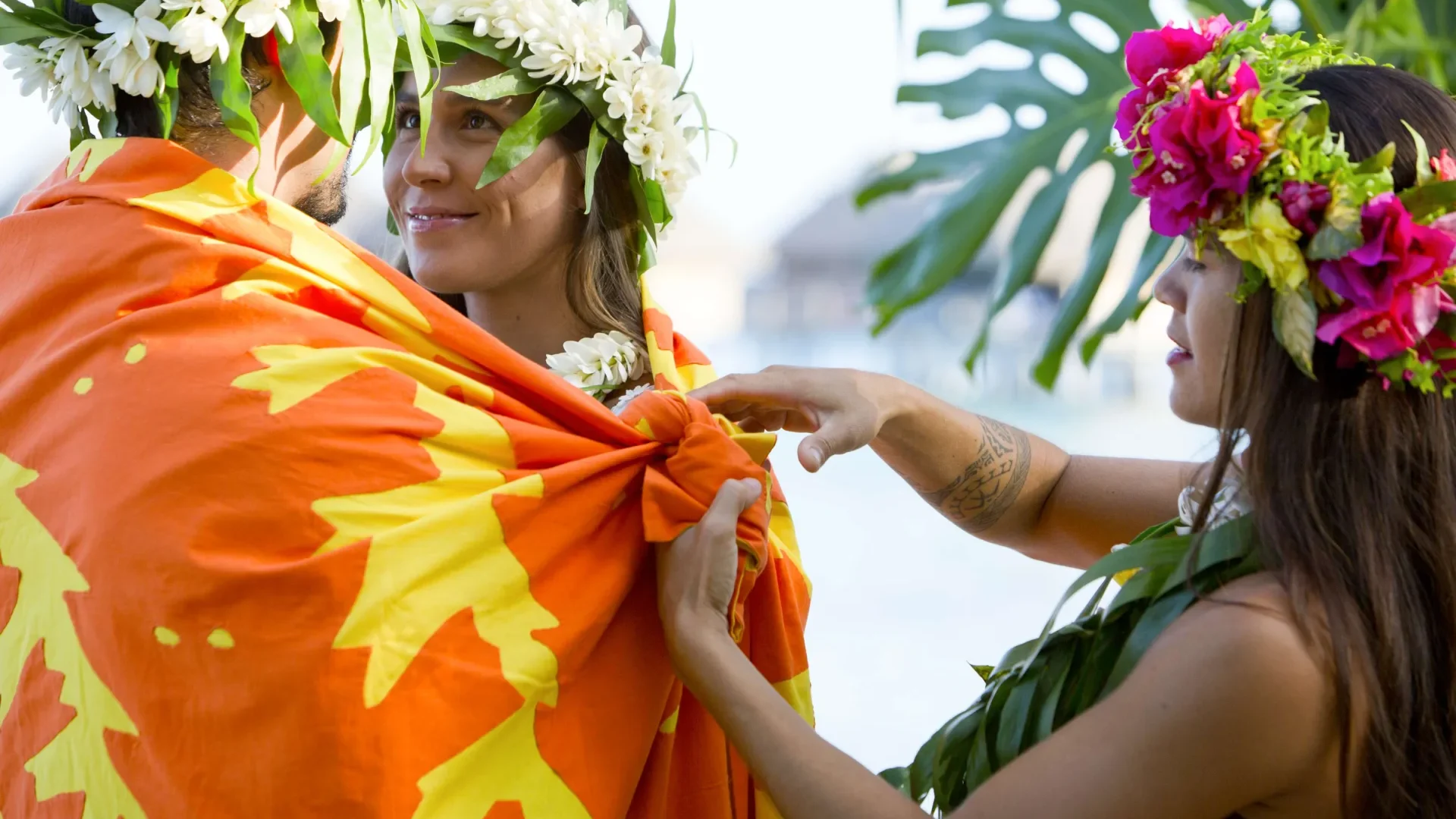 Traditional wedding with tifaifai © Tahiti Tourisme