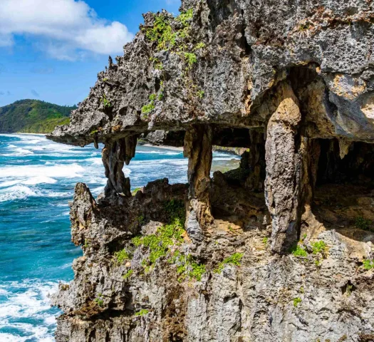 Ana Taupe'e cave in Rurutu ©_Michael Runkel