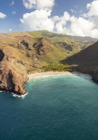 Ua Huka beach from the air © Grégoire Le Bacon