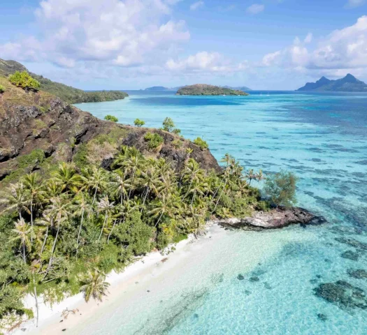 Akamaru island in the Gambier Islands © Tim McKenna