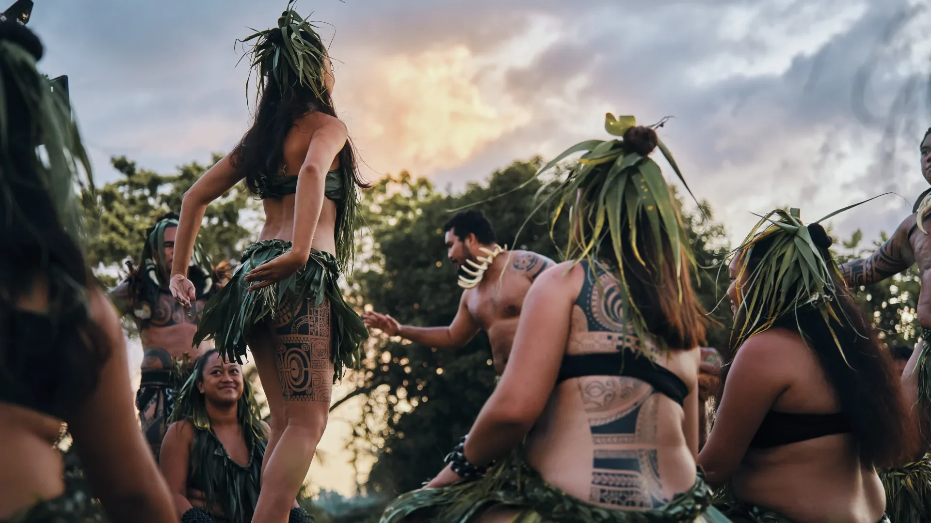 Traditional dance of The Islands of Tahiti © Alikaphoto
