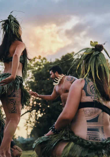 Traditional dance of The Islands of Tahiti © Alikaphoto