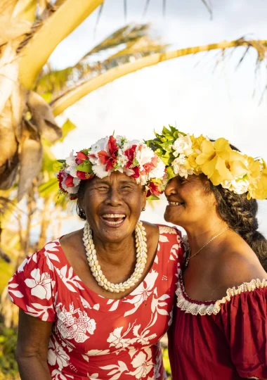 Although French is the official language in French Polynesia, Reo ma'ohi is still spoken fluently by the majority of the local population © Grégoire Le Bacon