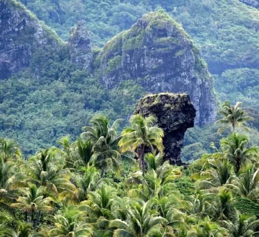 The peaks of Bora Bora ©Tahiti Tourisme